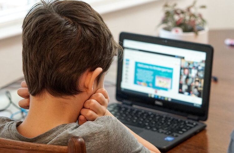 The Importance of Parental Control Apps in Safeguarding Your Child's Online Experience