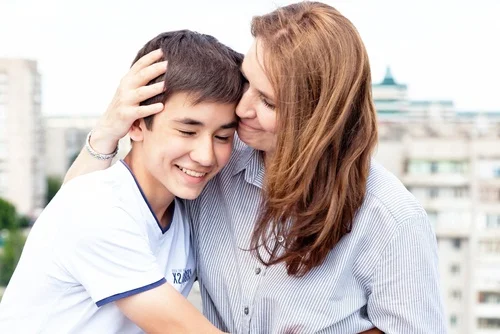 Tips for Single Mothers on Raising Teenage Sons